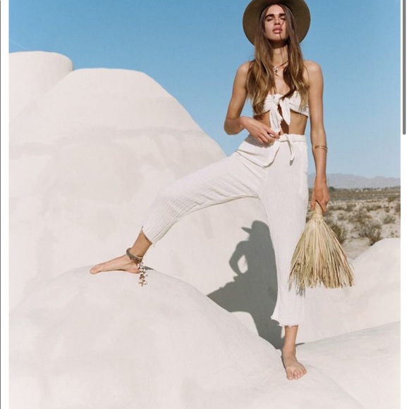 Set Jen’s pirate booty 🏴‍☠️ NEW top and bottom - Picture 1 of 15